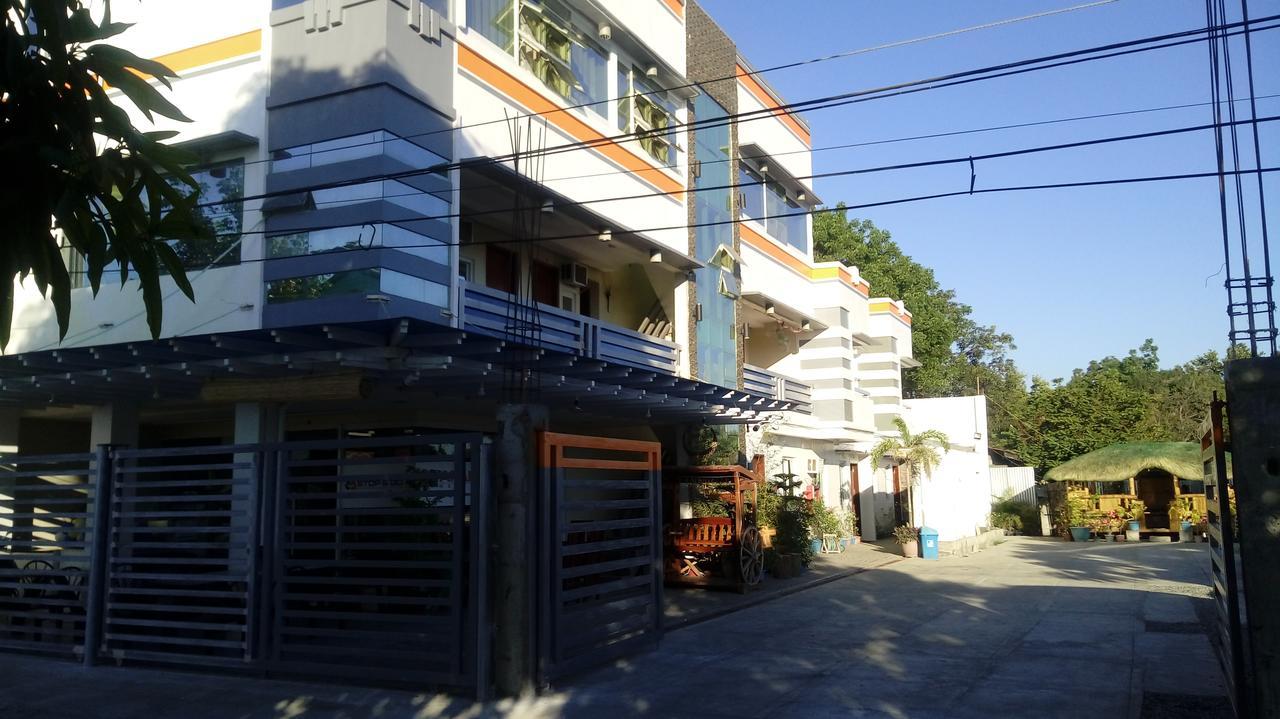 Ea Apartelle - Metro Виган Экстерьер фото